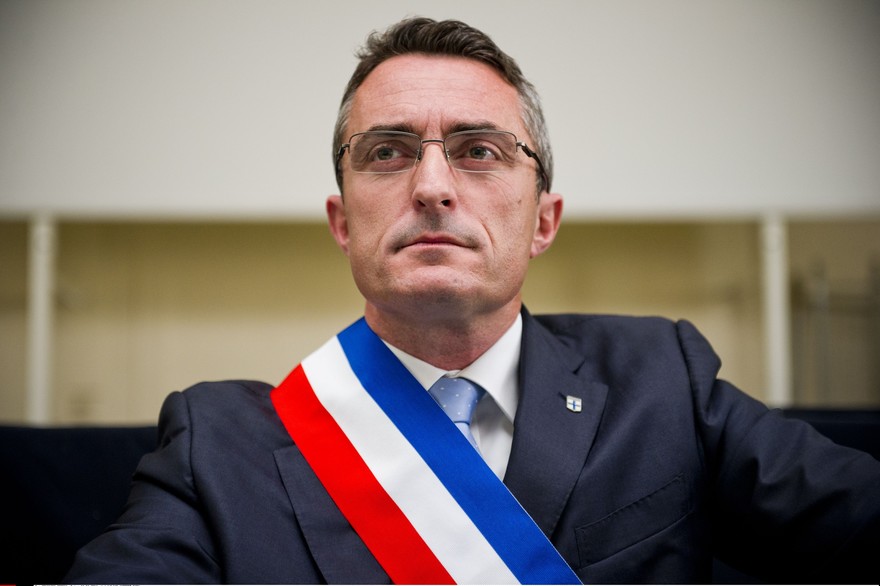 Stéphane Ravier : « Avons-nous le droit de demeurer français dans une France française ? »