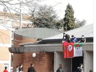 10 février - djihad - drapeaux marocains, tunisiens et algériens sur le fronton de l’église catholique Saint-Jean de Rayssac, Albi