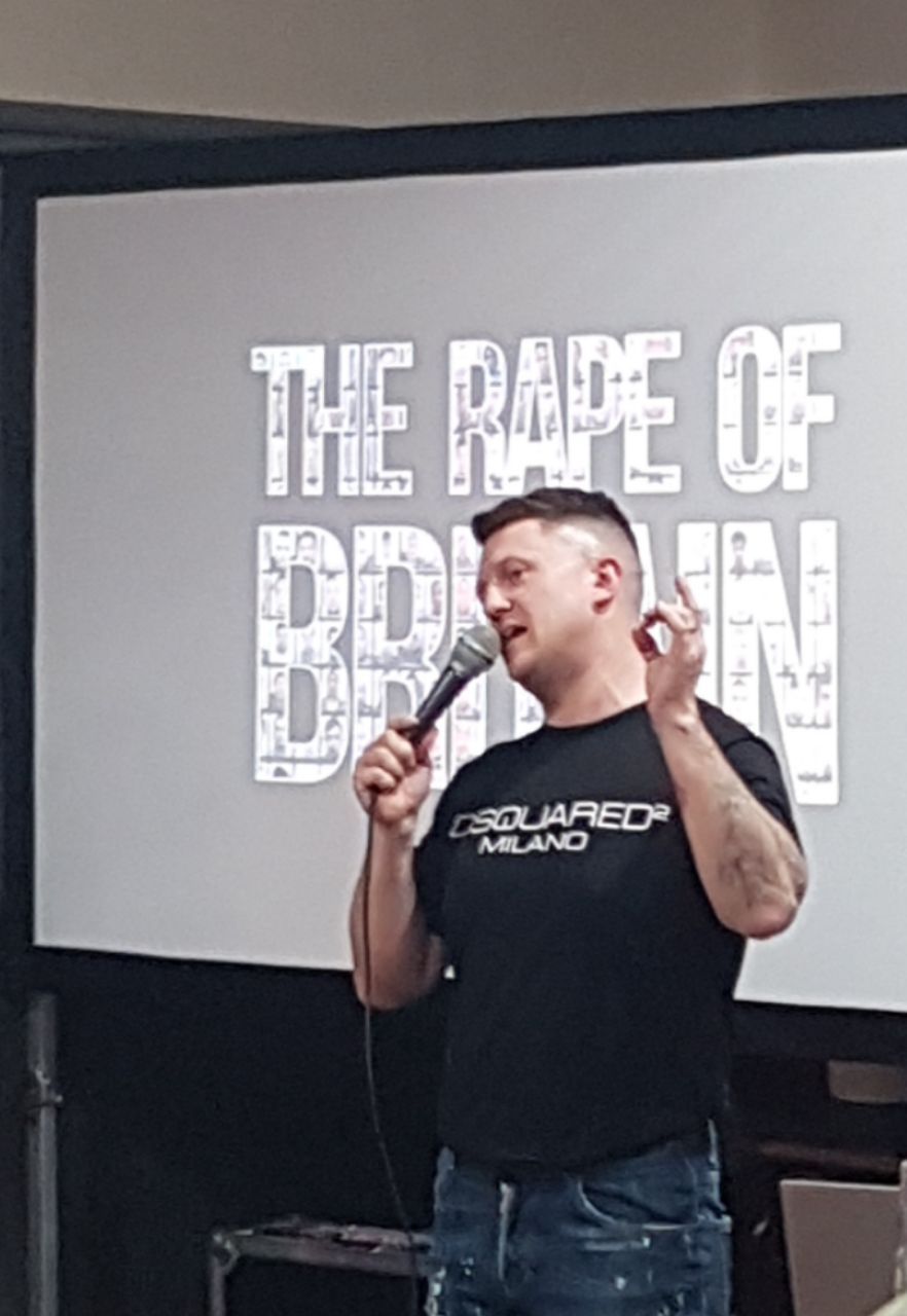 Discours de Tommy Robinson à Saint-Petersbourg : le viol de la Grande Bretagne