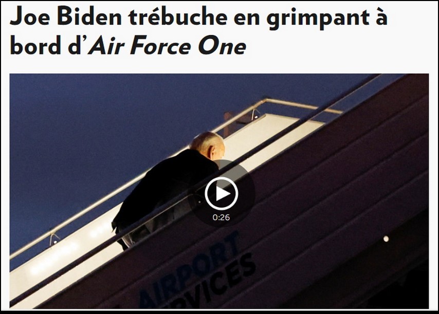 Joe Biden tombe en montant dans l'avion présidentiel