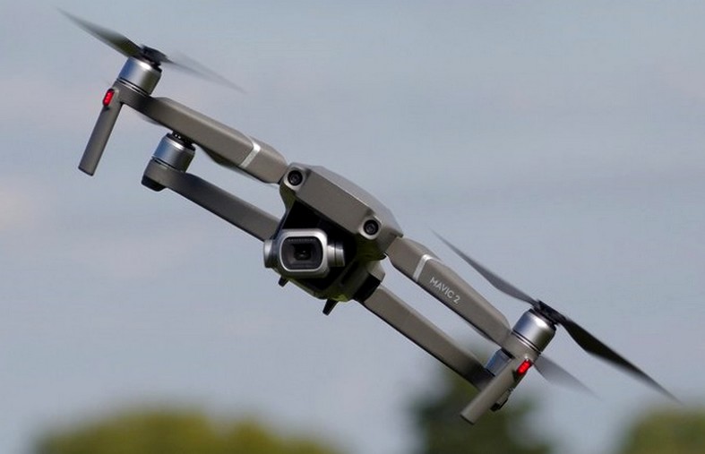 Image d'un drone en vol
