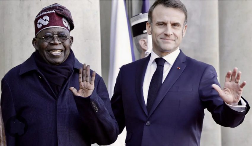 Macron avec le président du Nigeria 