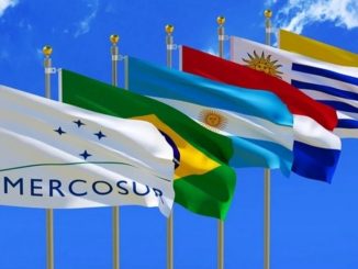 Mercosur. Drapeaux des 5 pays membres