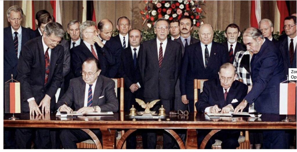 3 octobre 1990, la RDA officiellement absorbée par la RFA… – Résistance ...